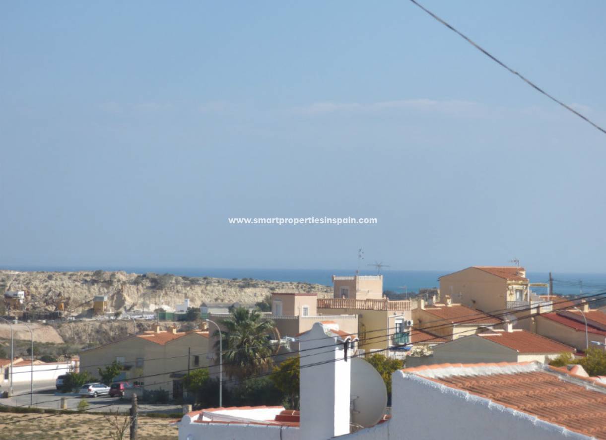 Wederverkoop - Detached Villa - La Marina - Urbanización La Marina