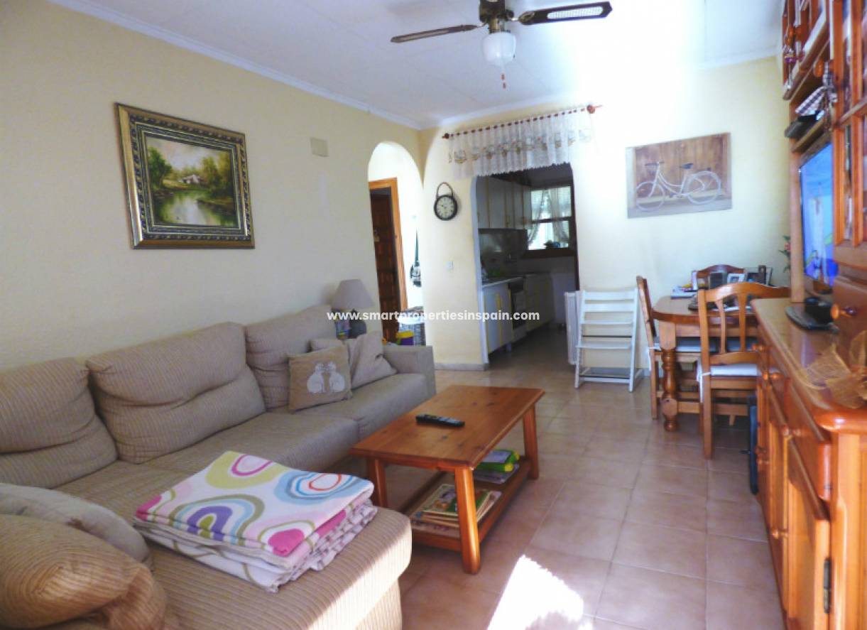 Wederverkoop - Detached Villa - La Marina - Urbanización La Marina