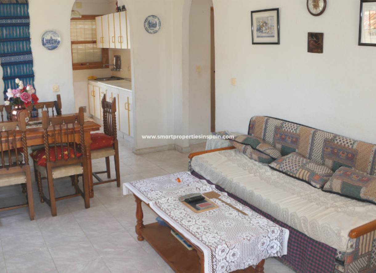 Wederverkoop - Detached Villa - La Marina - Urbanización La Marina