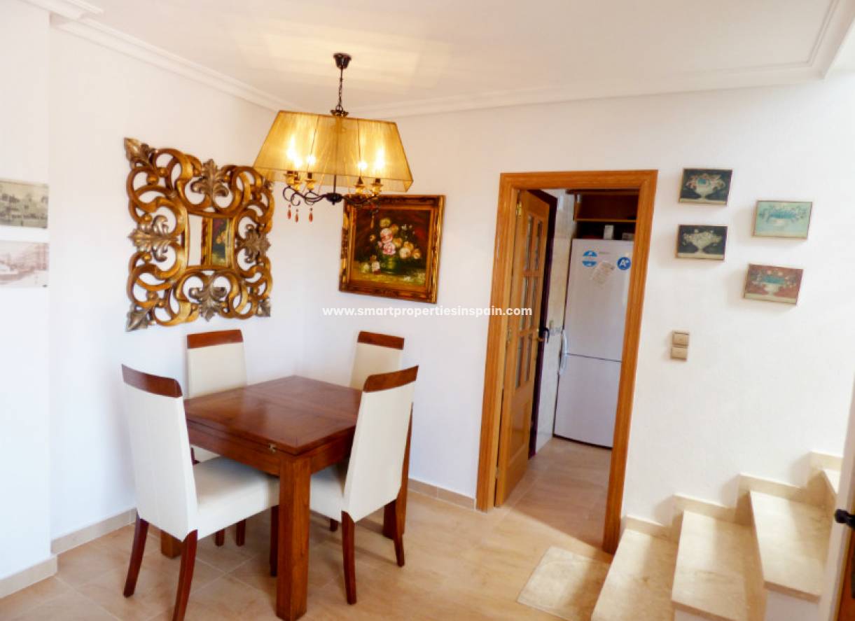 Wederverkoop - Detached Villa - La Marina - Urbanización La Marina