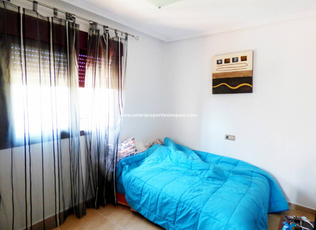 Wederverkoop - Detached Villa - La Marina - Urbanización La Marina