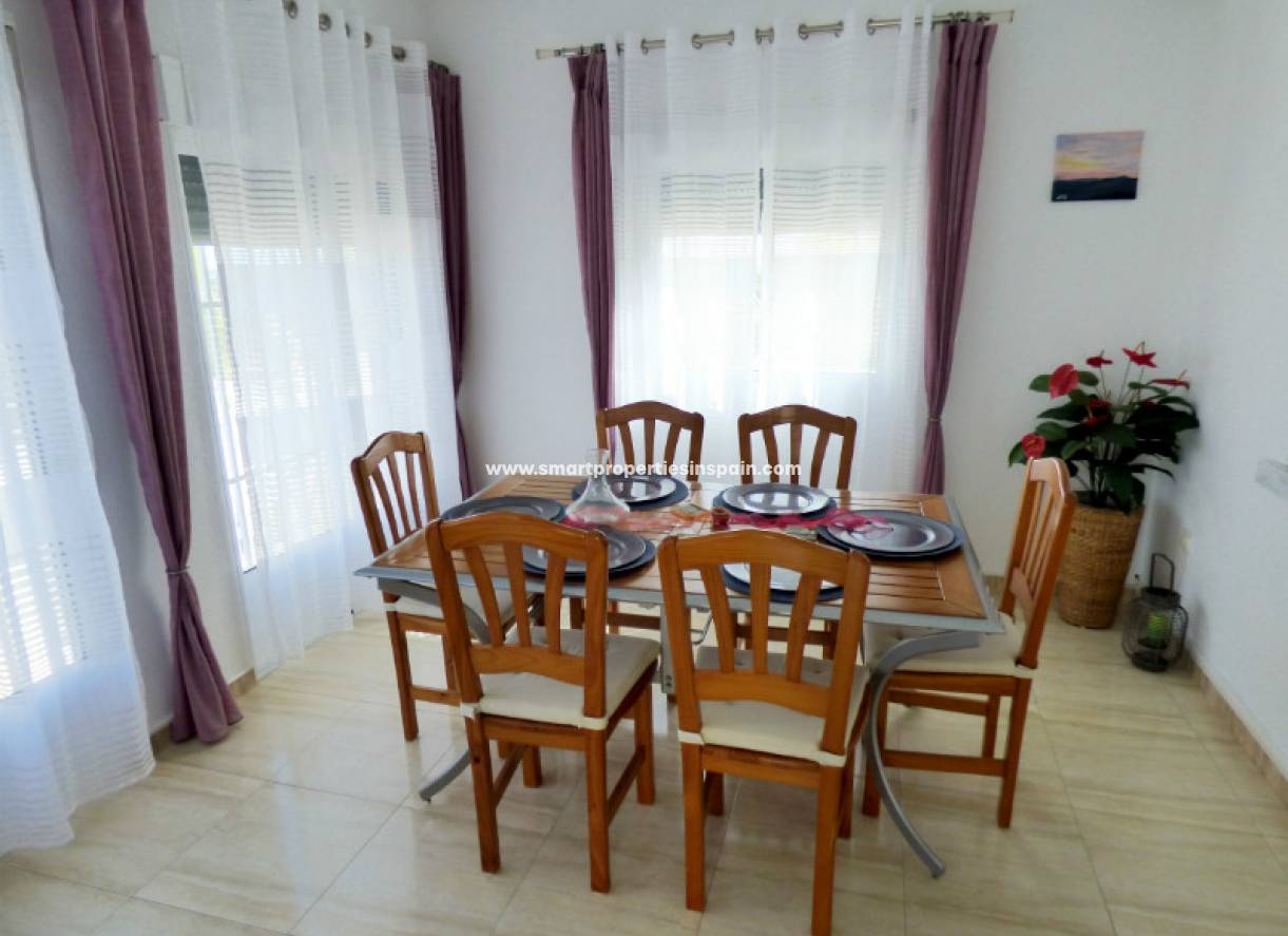 Wederverkoop - Detached Villa - La Marina - Urbanización La Marina