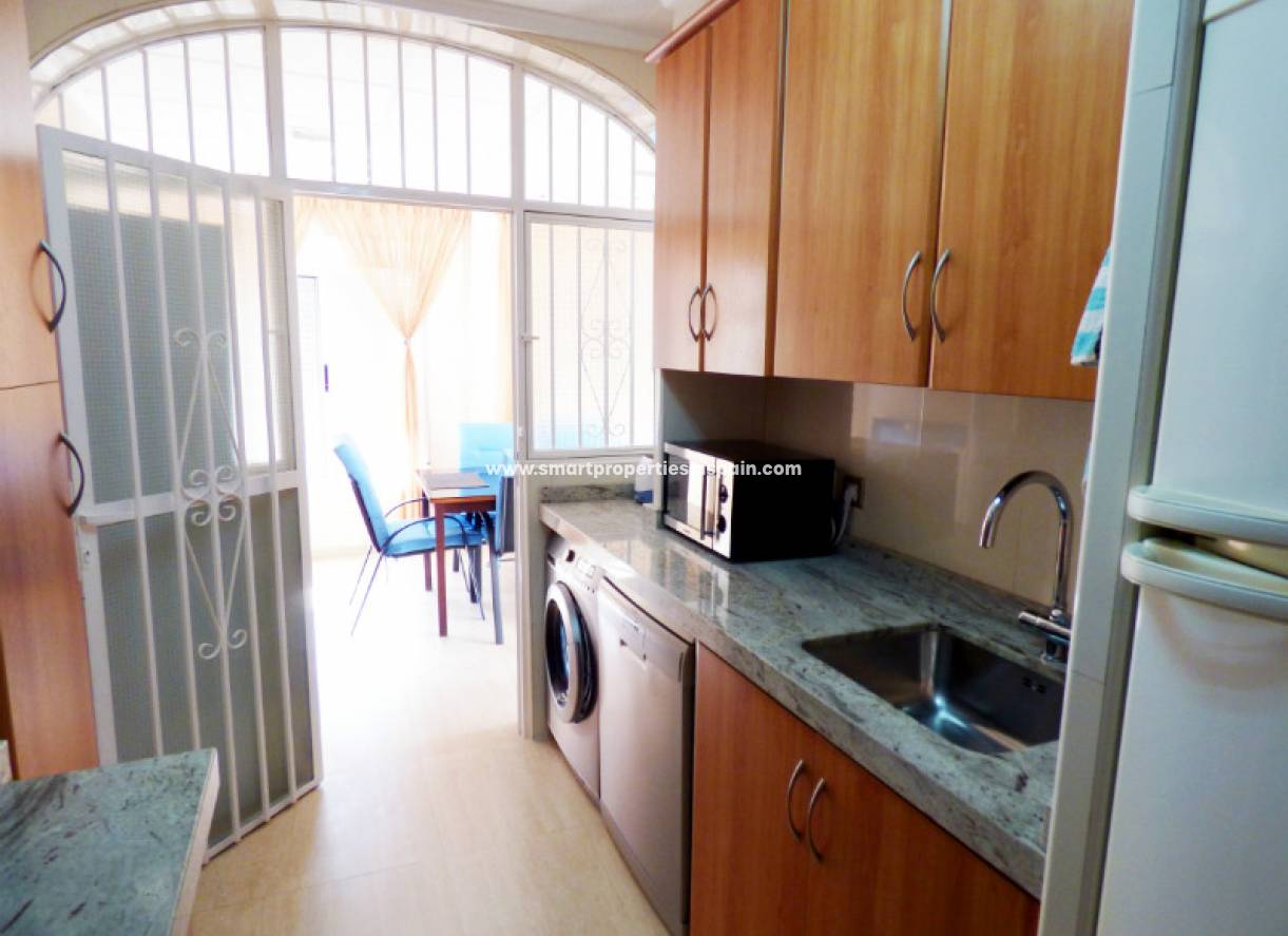 Wederverkoop - Detached Villa - La Marina - Urbanización La Marina
