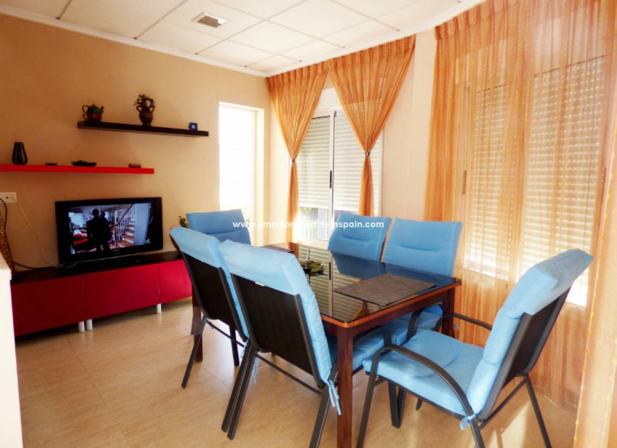 Wederverkoop - Detached Villa - La Marina - Urbanización La Marina