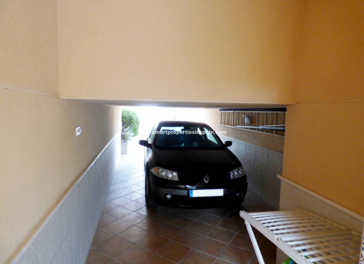 Wederverkoop - Detached Villa - La Marina - Urbanización La Marina