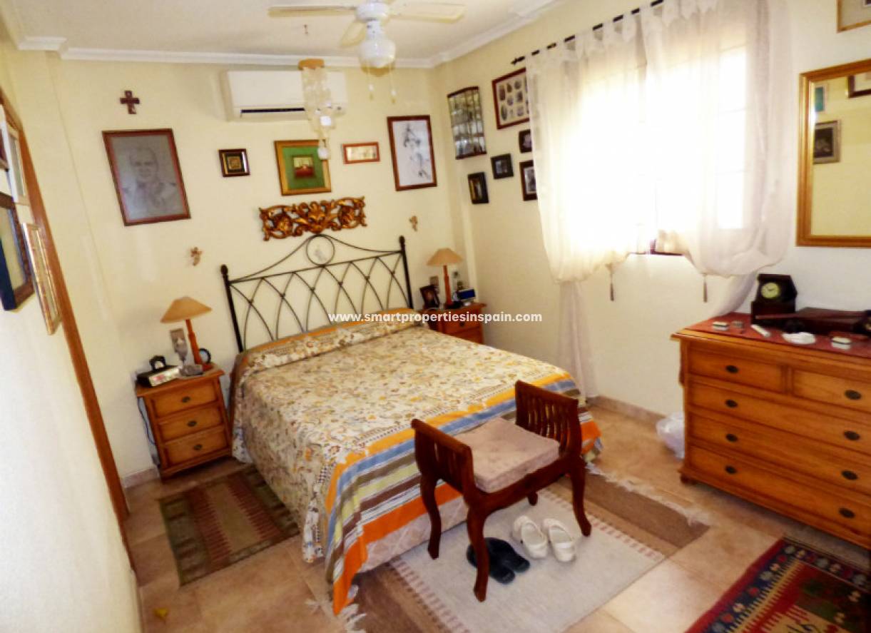 Wederverkoop - Detached Villa - La Marina - Urbanización La Marina