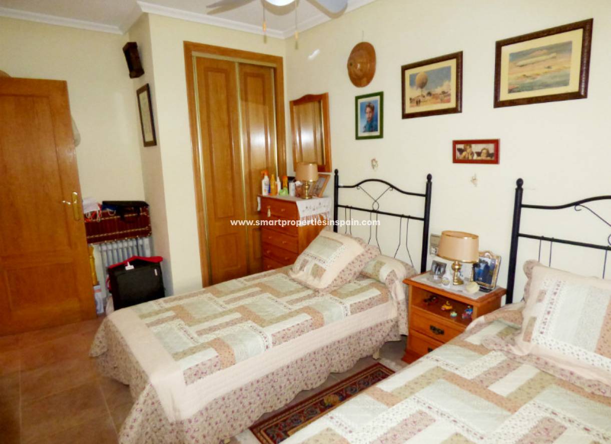 Wederverkoop - Detached Villa - La Marina - Urbanización La Marina