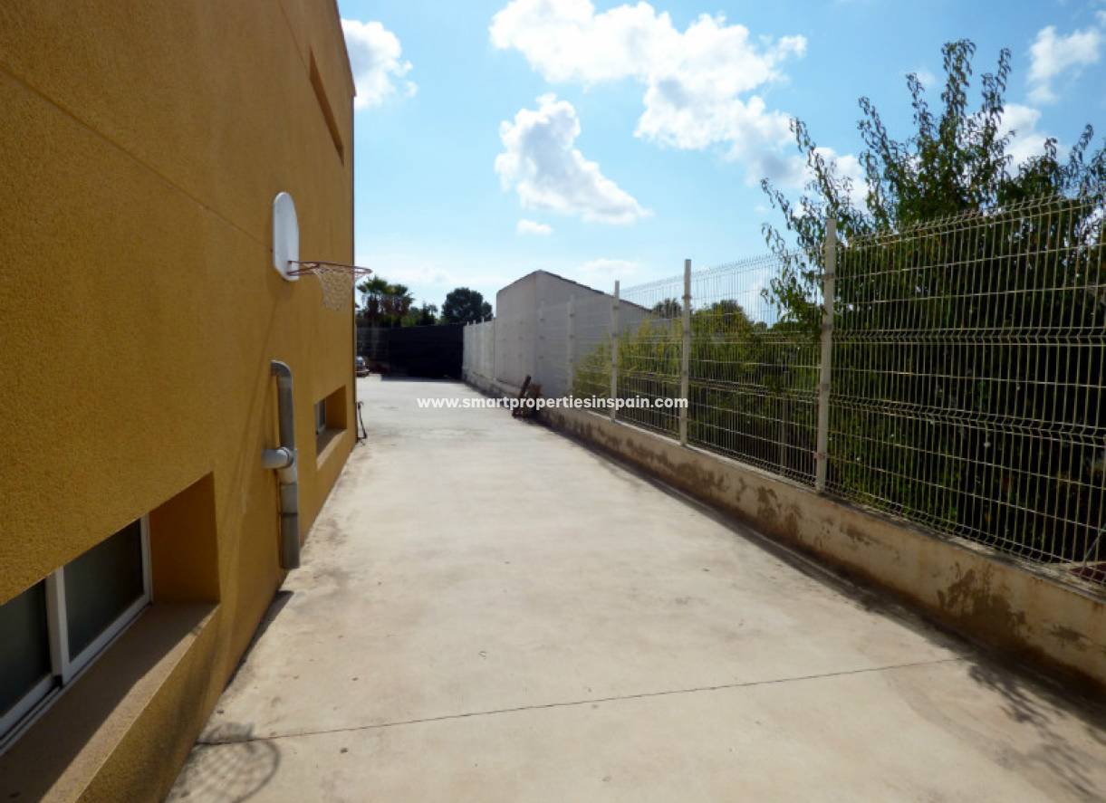 Wederverkoop - Detached Villa - La Marina - Urbanización La Marina