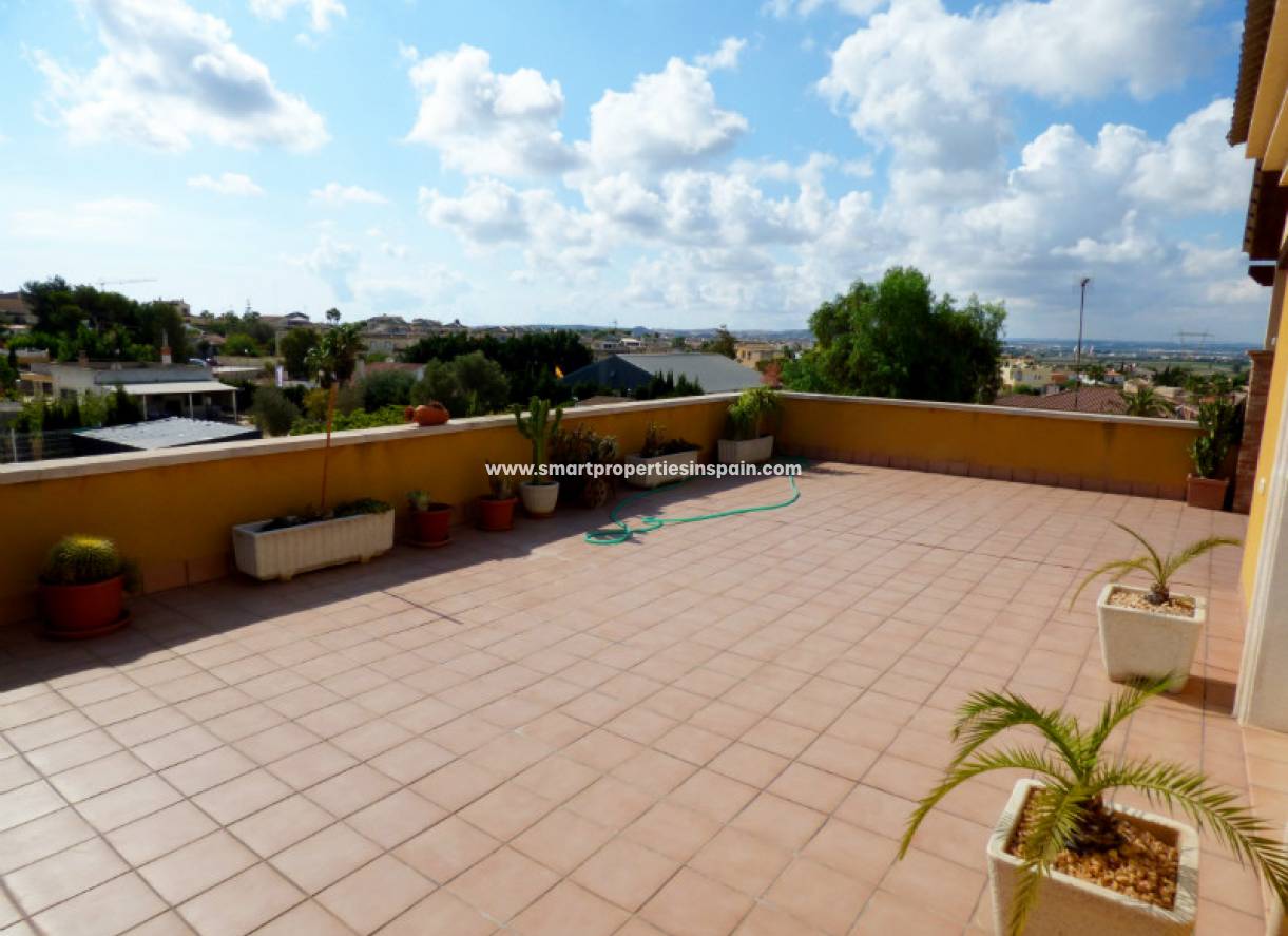 Wederverkoop - Detached Villa - La Marina - Urbanización La Marina