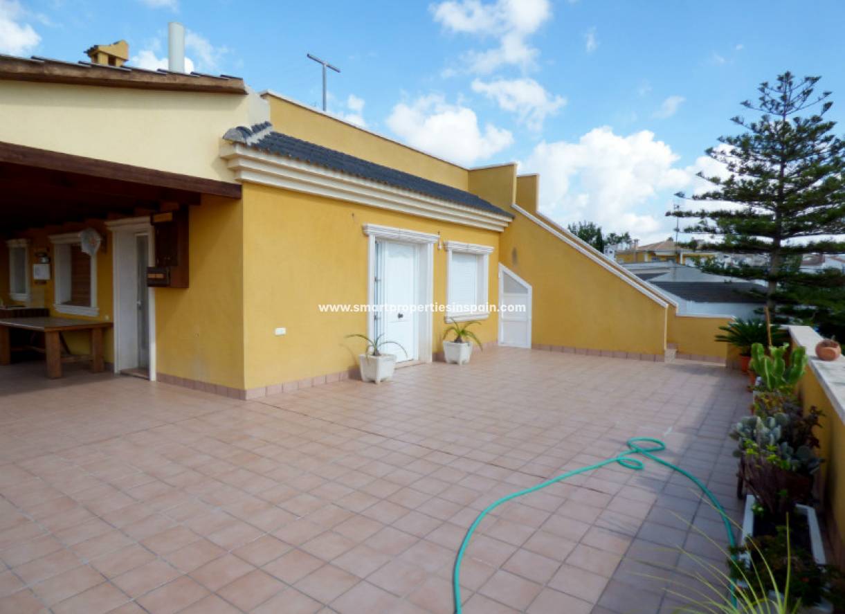 Wederverkoop - Detached Villa - La Marina - Urbanización La Marina