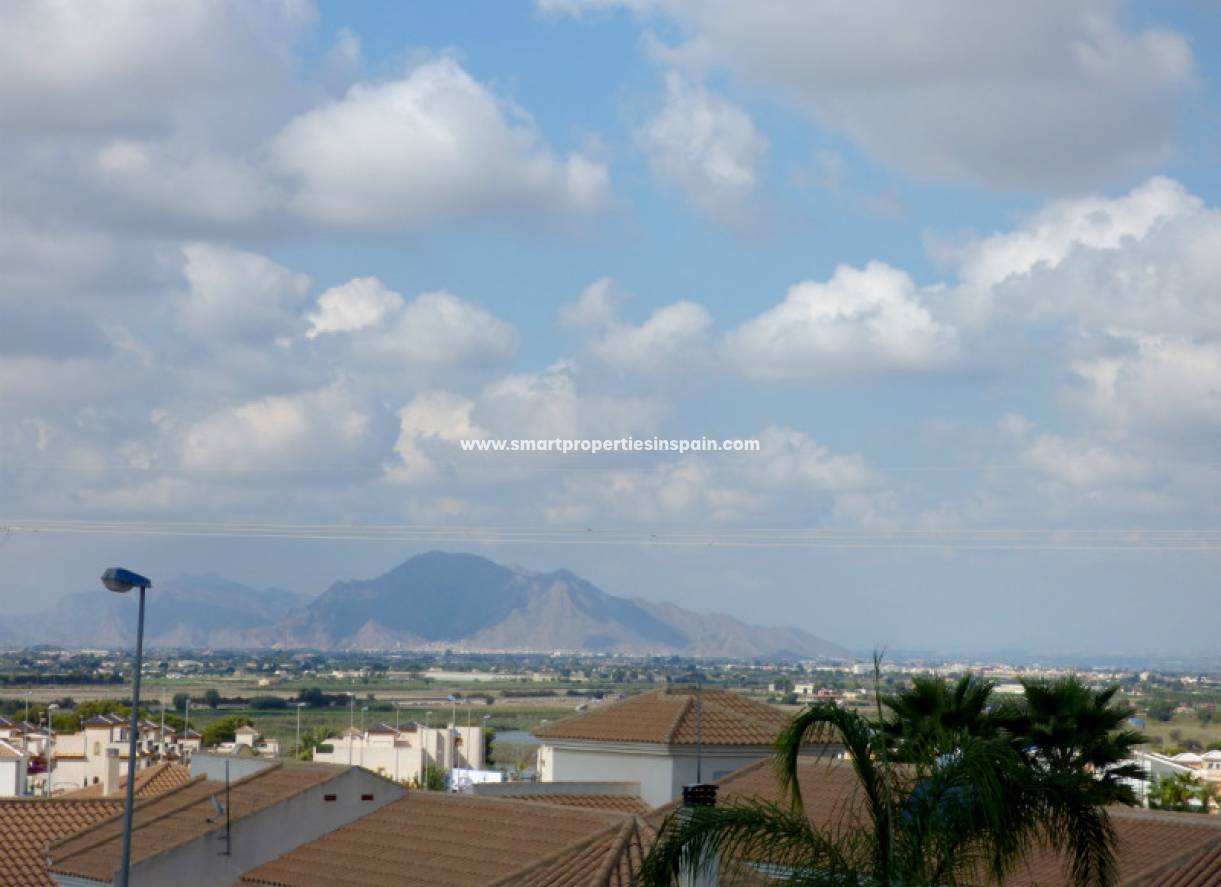 Wederverkoop - Detached Villa - La Marina - Urbanización La Marina