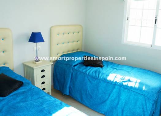 Wederverkoop - Detached Villa - La Marina - Urbanización La Marina