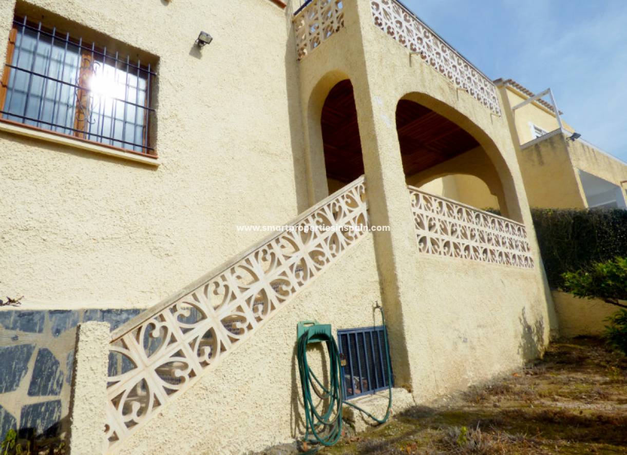 Wederverkoop - Detached Villa - La Marina - Urbanización La Marina