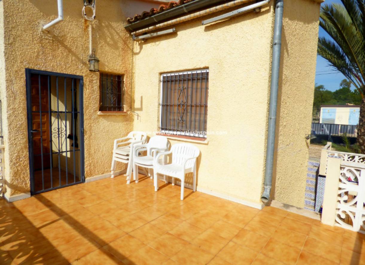 Wederverkoop - Detached Villa - La Marina - Urbanización La Marina