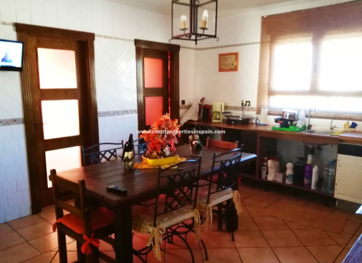 Wederverkoop - Detached Villa - La Marina - Urbanización La Marina