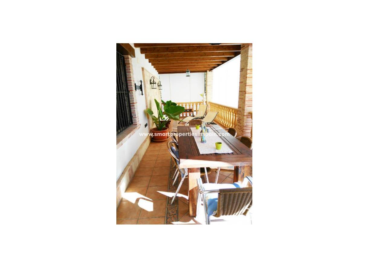 Wederverkoop - Detached Villa - La Marina - Urbanización La Marina