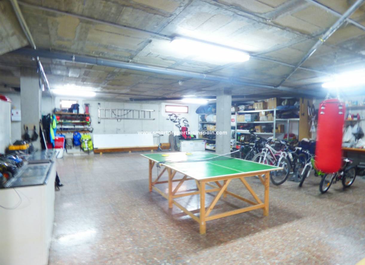 Wederverkoop - Detached Villa - La Marina - Urbanización La Marina