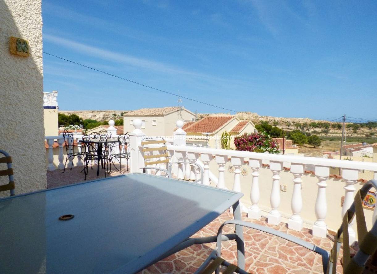 Wederverkoop - Detached Villa - La Marina - Urbanización La Marina