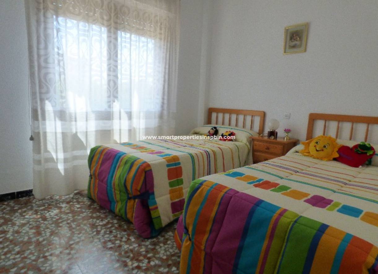 Wederverkoop - Detached Villa - La Marina - Urbanización La Marina