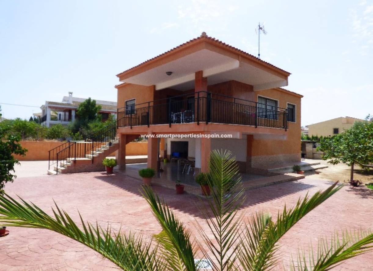 Wederverkoop - Detached Villa - La Marina - Urbanización La Marina