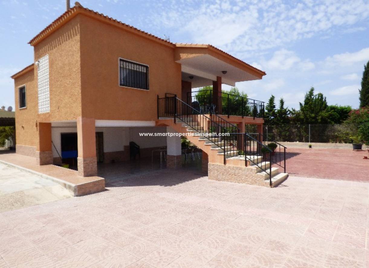 Wederverkoop - Detached Villa - La Marina - Urbanización La Marina