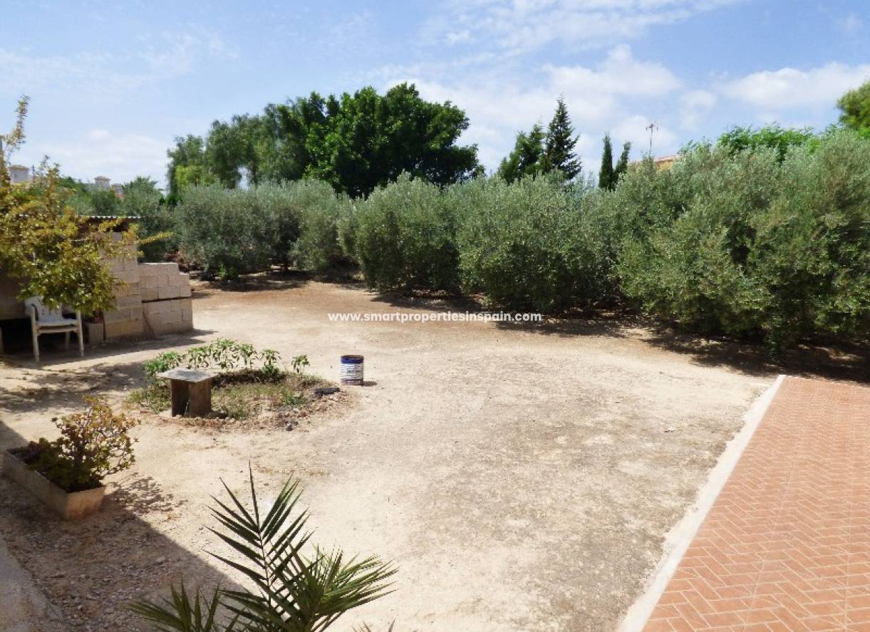 Wederverkoop - Detached Villa - La Marina - Urbanización La Marina