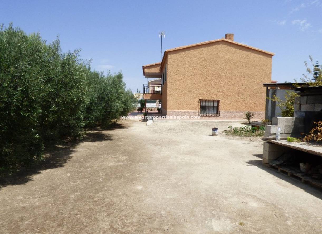 Wederverkoop - Detached Villa - La Marina - Urbanización La Marina