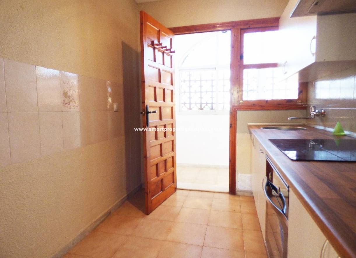 Wederverkoop - Detached Villa - La Marina - Urbanización La Marina