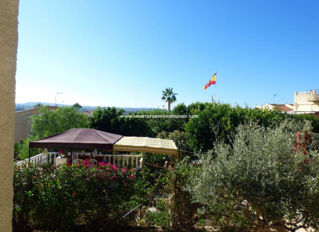 Wederverkoop - Detached Villa - La Marina - Urbanización La Marina