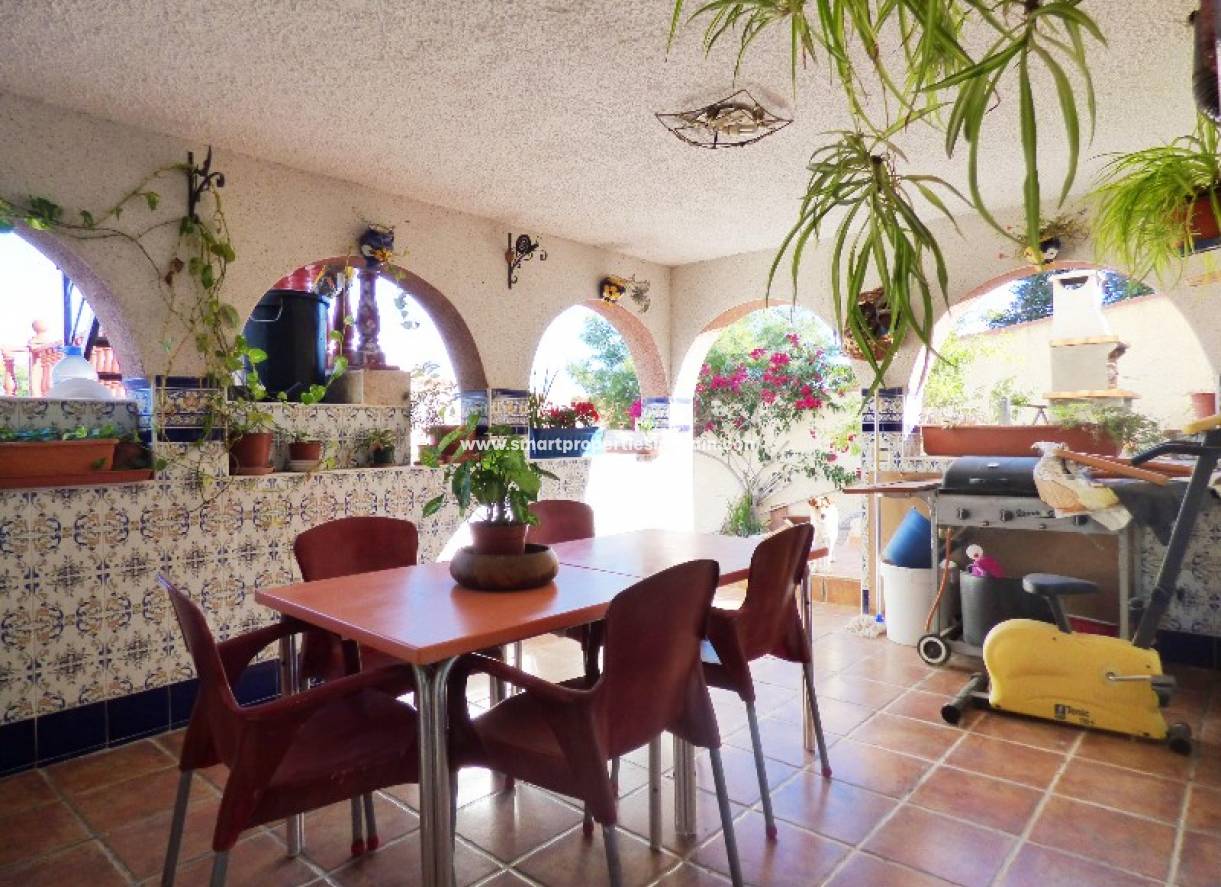 Wederverkoop - Detached Villa - La Marina - Urbanización La Marina