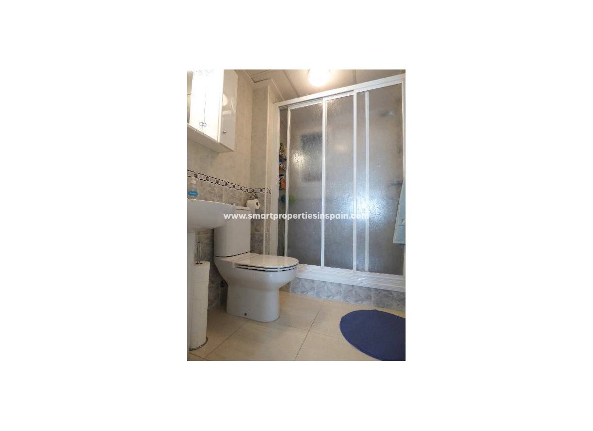 Wederverkoop - Detached Villa - La Marina - Urbanización La Marina