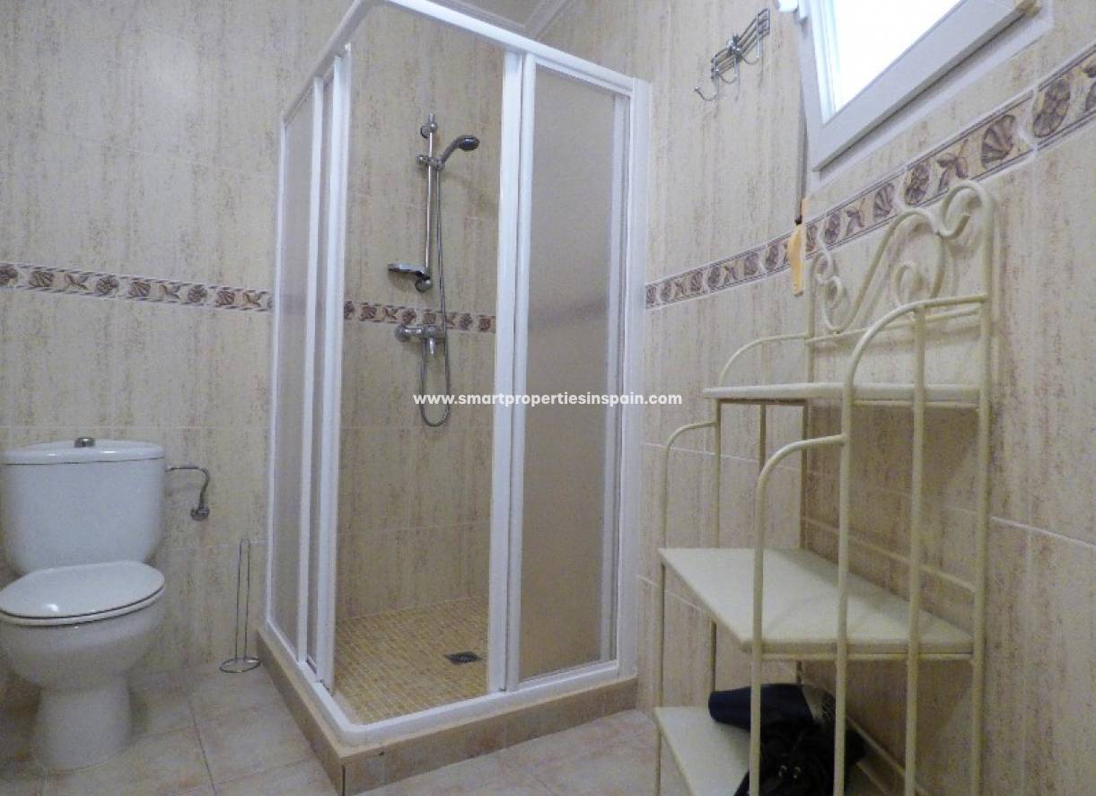 Wederverkoop - Detached Villa - La Marina - Urbanización La Marina