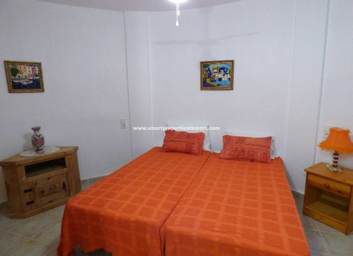 Wederverkoop - Detached Villa - La Marina - Urbanización La Marina