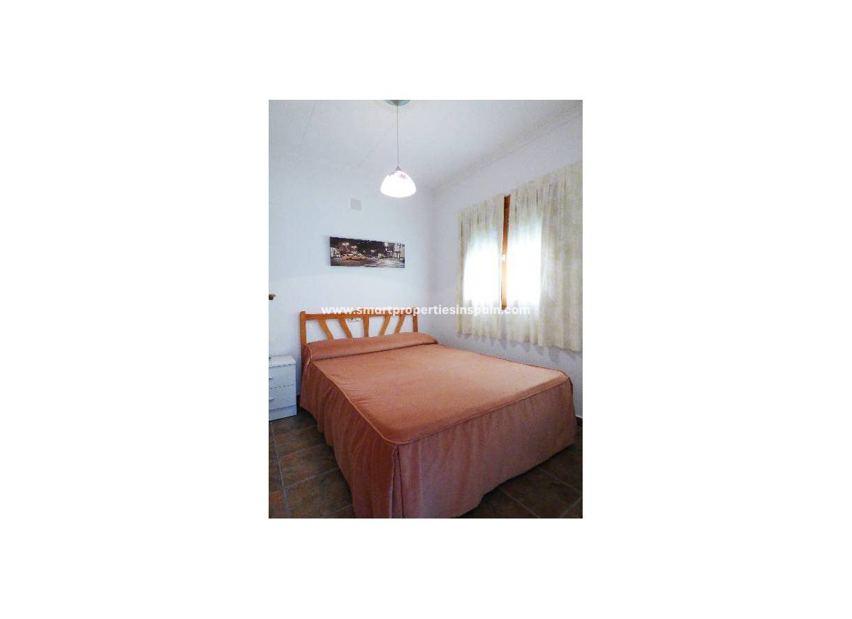 Wederverkoop - Detached Villa - La Marina - Urbanización La Marina