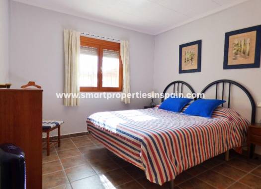 Wederverkoop - Detached Villa - La Marina - Urbanización La Marina