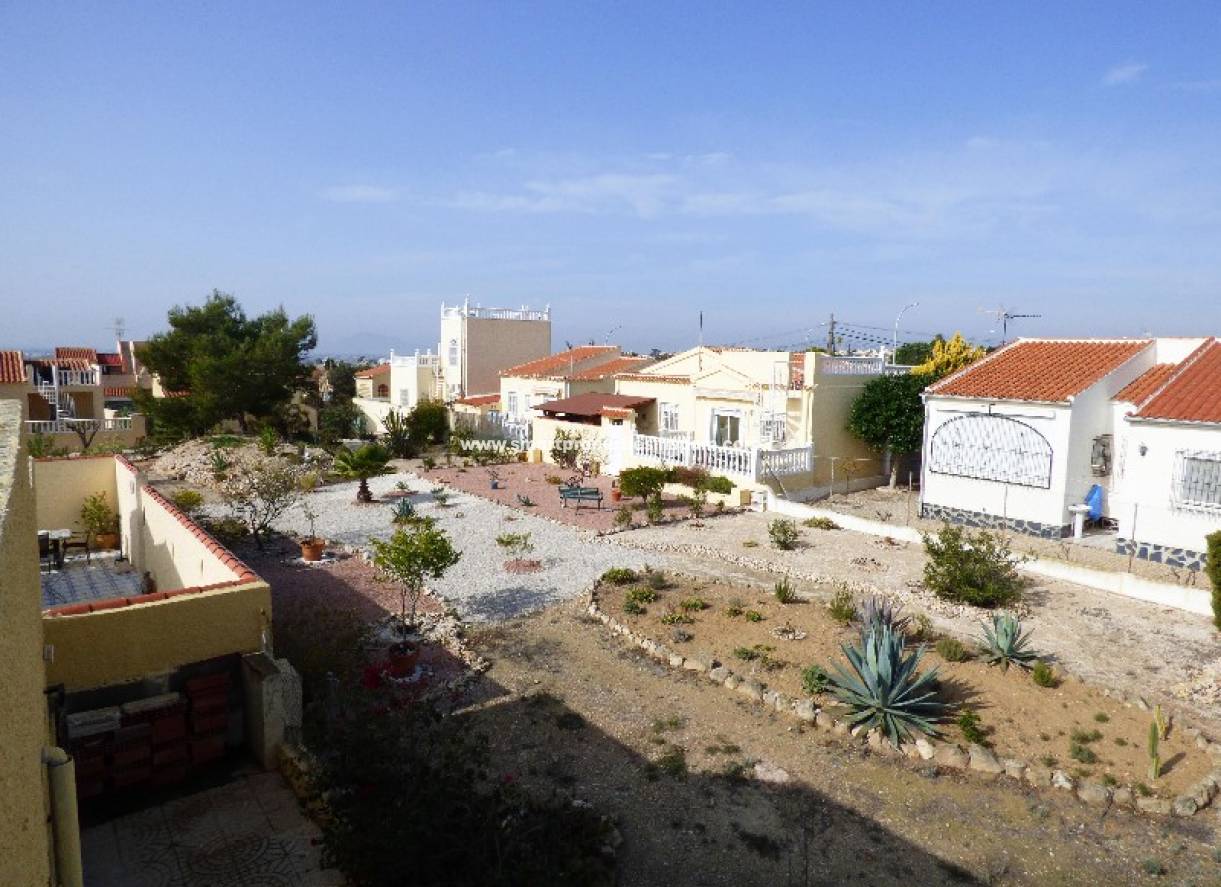Wederverkoop - Detached Villa - La Marina - Urbanización La Marina