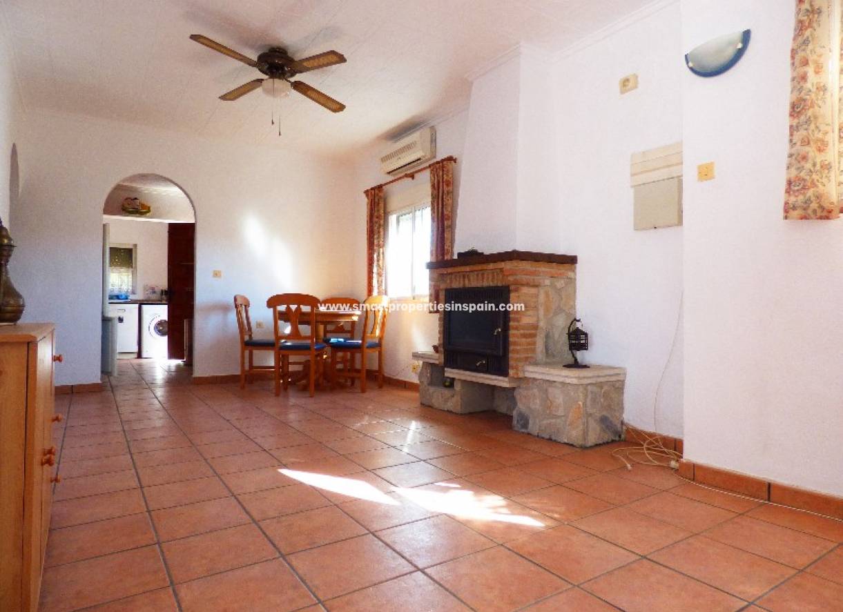 Wederverkoop - Detached Villa - La Marina - Urbanización La Marina
