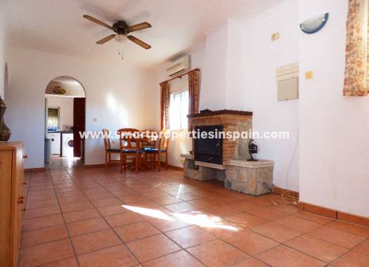 Wederverkoop - Detached Villa - La Marina - Urbanización La Marina