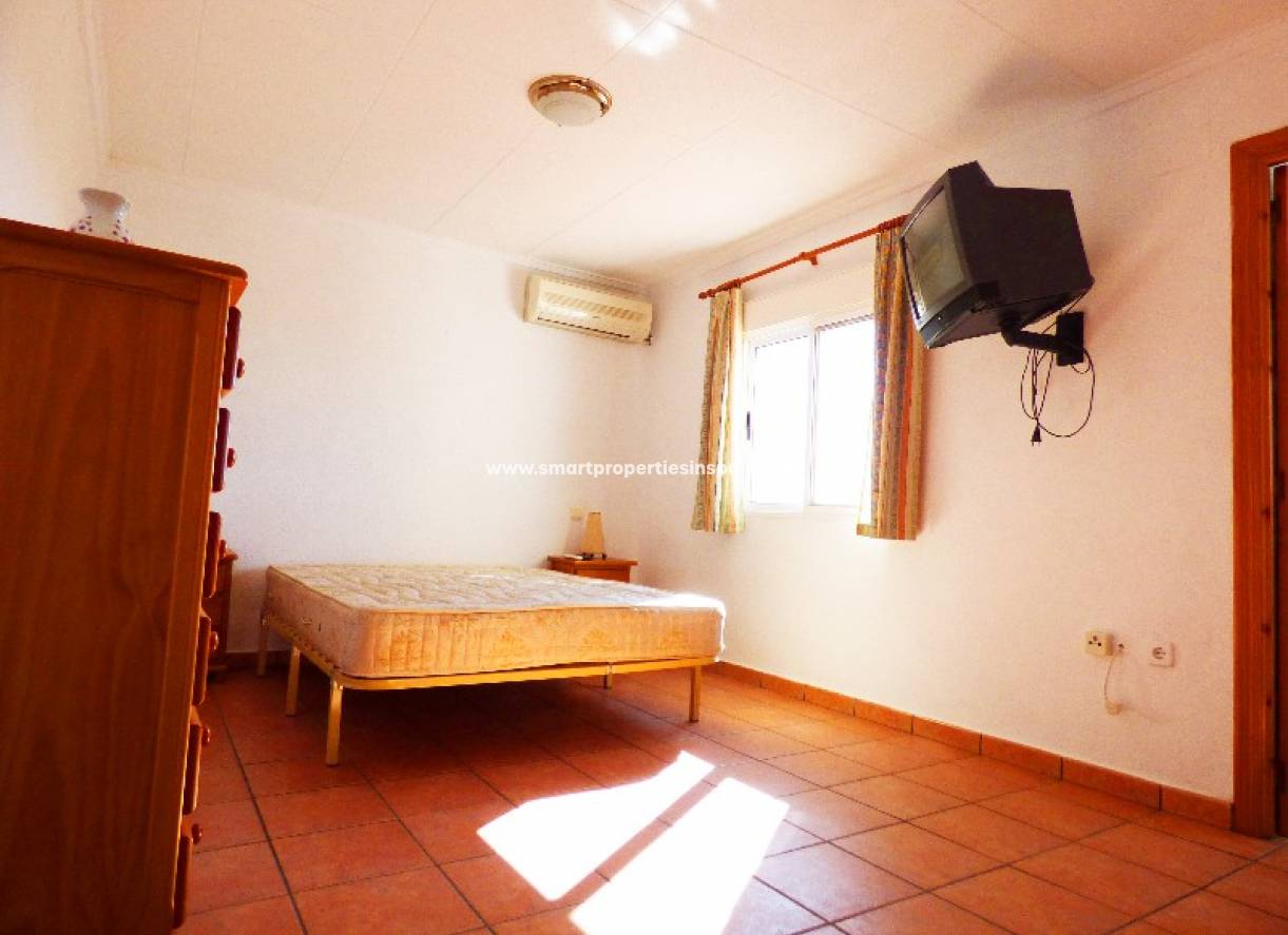 Wederverkoop - Detached Villa - La Marina - Urbanización La Marina