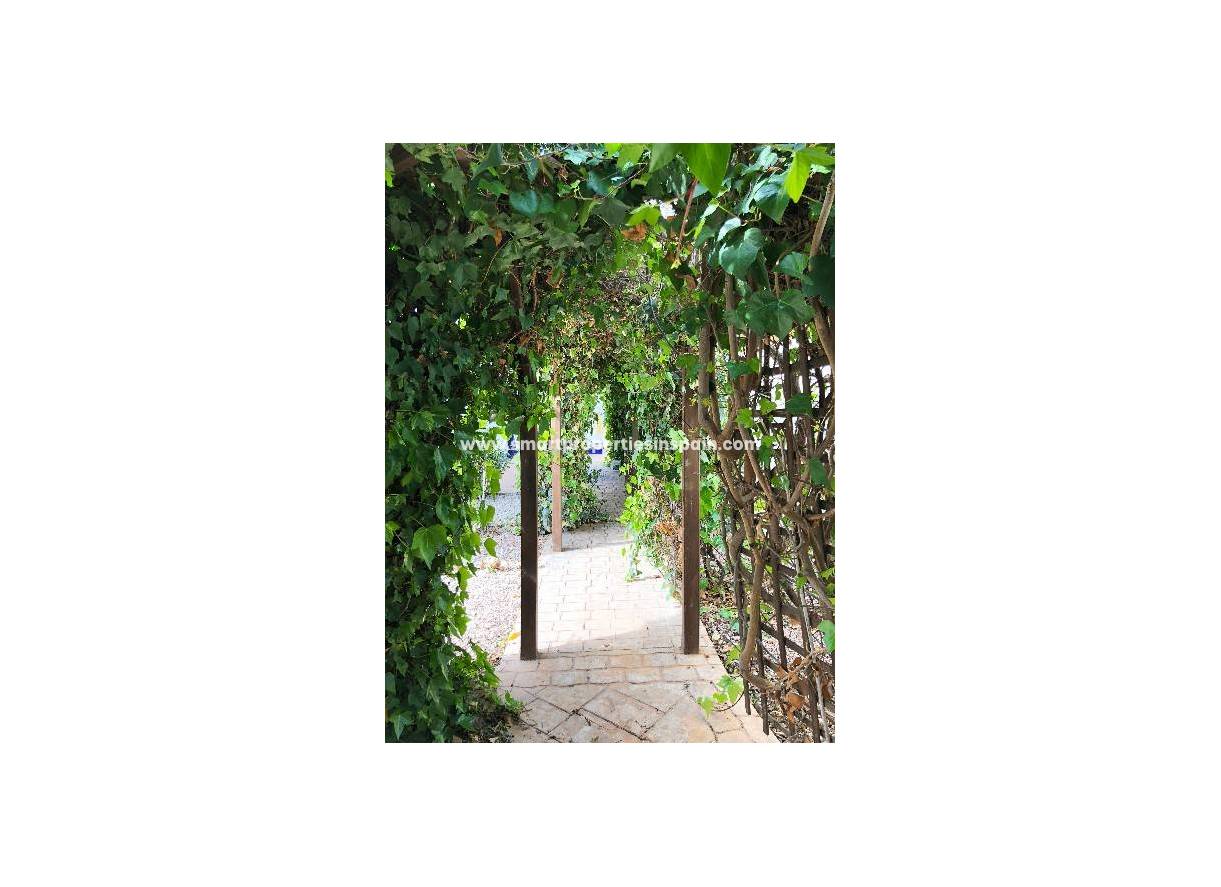 Wederverkoop - Detached Villa - La Marina - Urbanización La Marina