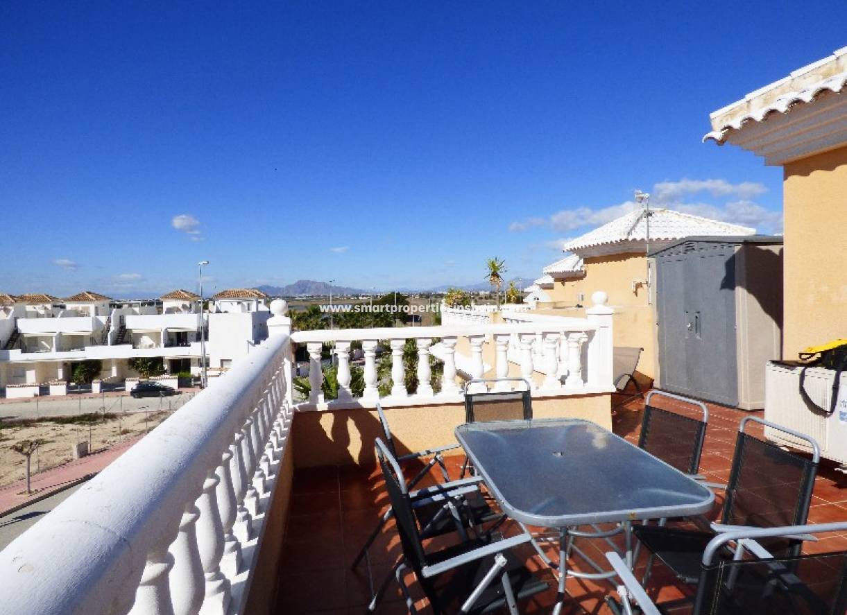 Wederverkoop - Detached Villa - La Marina - Urbanización La Marina