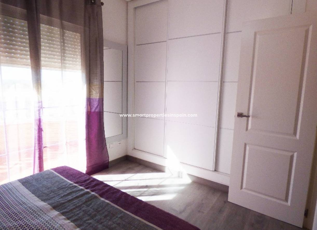 Wederverkoop - Detached Villa - La Marina - Urbanización La Marina