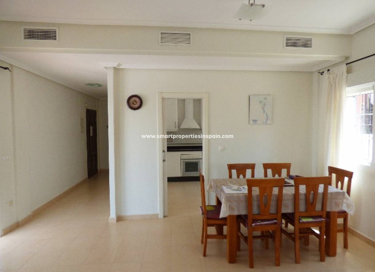 Wederverkoop - Detached Villa - La Marina - Urbanización La Marina