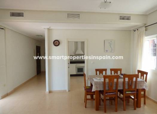 Wederverkoop - Detached Villa - La Marina - Urbanización La Marina