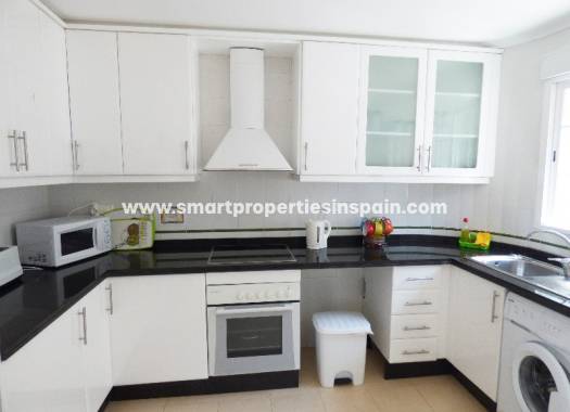 Wederverkoop - Detached Villa - La Marina - Urbanización La Marina
