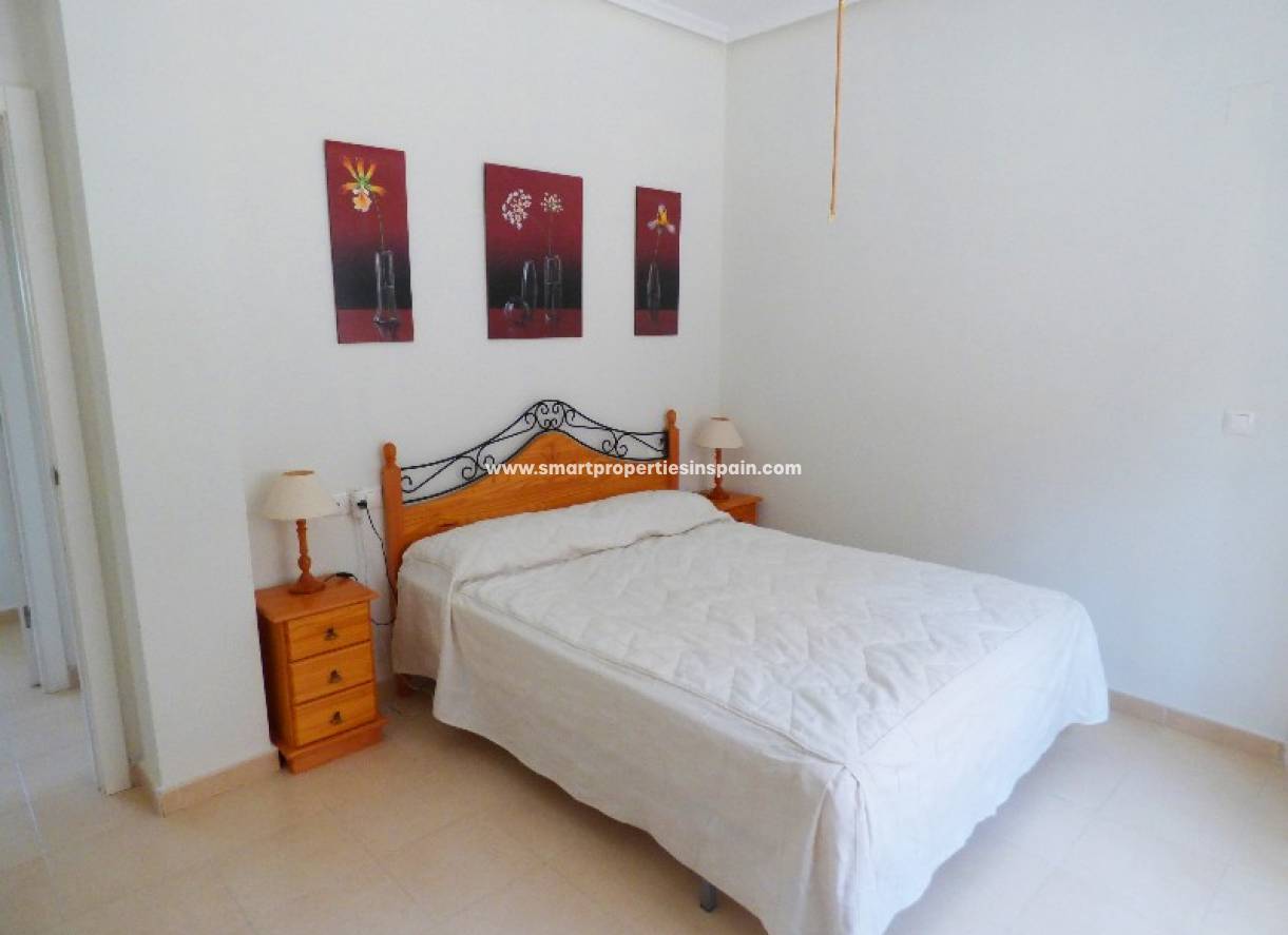 Wederverkoop - Detached Villa - La Marina - Urbanización La Marina