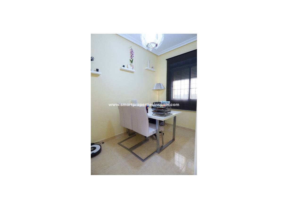 Wederverkoop - Detached Villa - La Marina - Urbanización La Marina