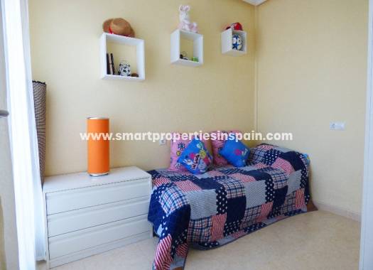 Wederverkoop - Detached Villa - La Marina - Urbanización La Marina