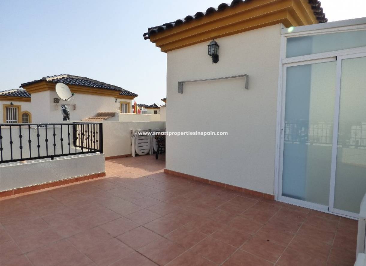 Wederverkoop - Detached Villa - La Marina - Urbanización La Marina