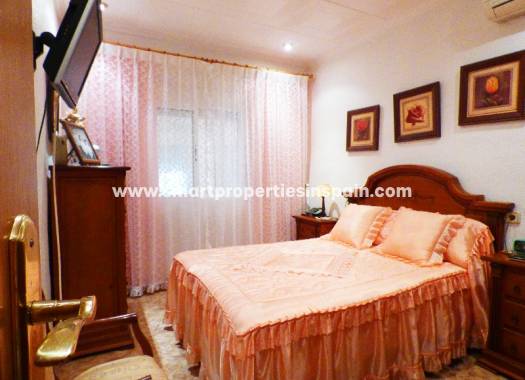 Wederverkoop - Detached Villa - La Marina - Urbanización La Marina